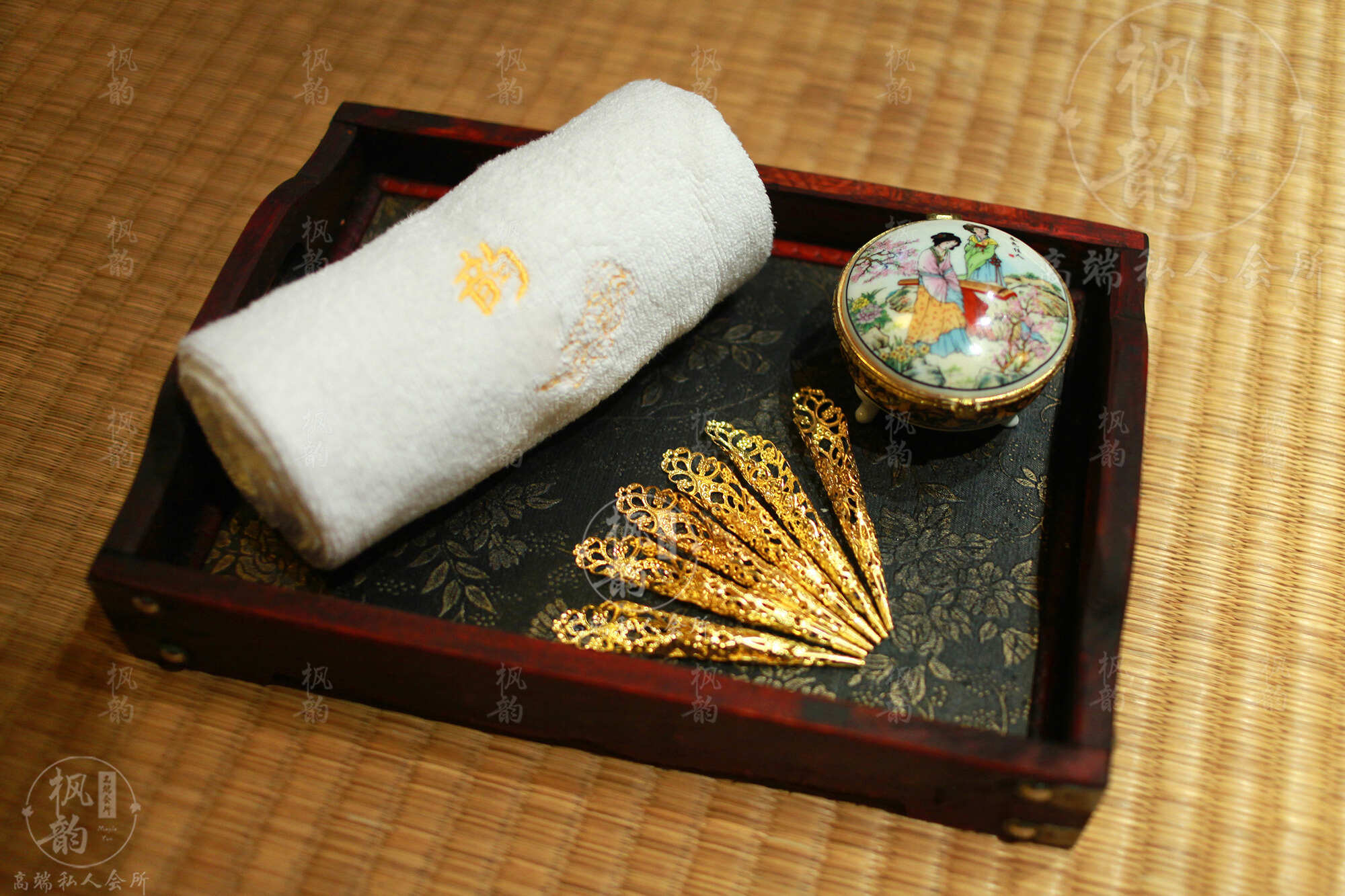 武汉足疗油压商务中心天花板价格